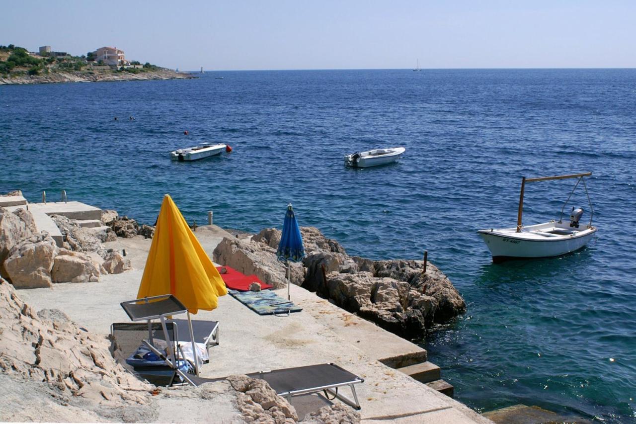 Apartments By The Sea Razanj, Rogoznica - 4185 Buitenkant foto